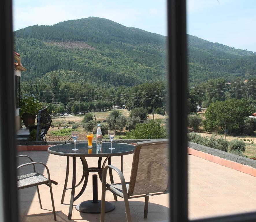 Soadro Do Zezere Hotel Valhelhas Екстериор снимка